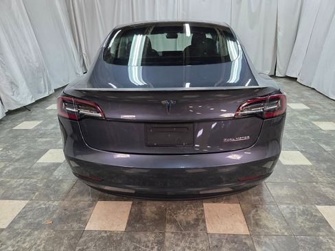 Used 2021 Tesla Model 3 Performance image 4