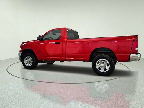 Used 2018 RAM 3500 Tradesman w/ Chrome Appearance Group AWD/4WD image 6