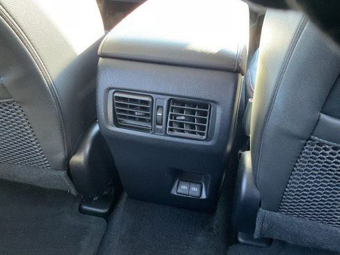 Used 2024 Toyota 4Runner TRD Off-Road Premium image 16