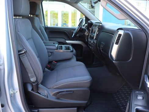 Used 2018 Chevrolet Silverado 1500 LT w/ All Star Edition AWD/4WD image 17