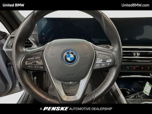 Used 2023 BMW i4 eDrive35 w/ Premium Package image 6