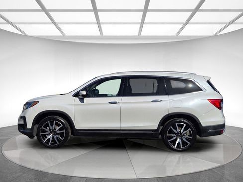 Certified 2022 Honda Pilot Touring image 6