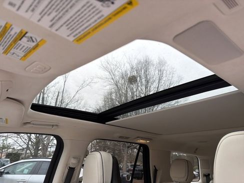 Used 2024 Lincoln Navigator Black Label image 21