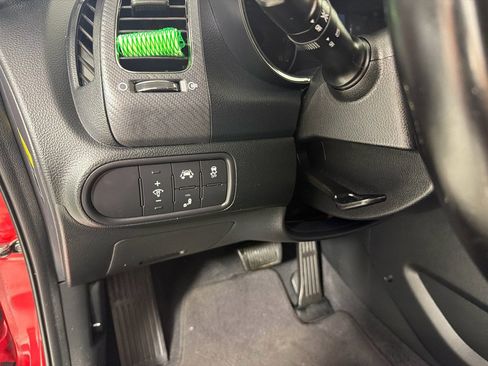 Used 2018 Kia Forte S w/ S Technology Plus Package image 12