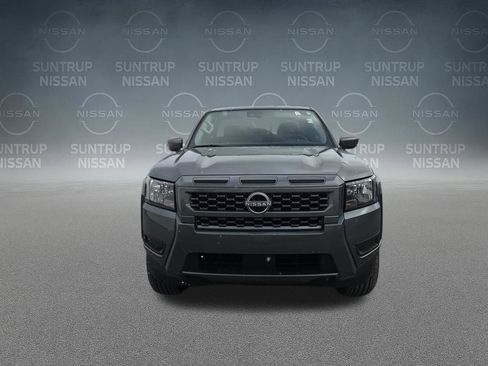 Used 2025 Nissan Frontier SV RWD image 43