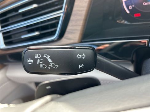 New 2026 Volkswagen Atlas SE FWD image 29