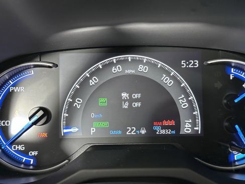 Used 2023 Toyota RAV4 SE image 27