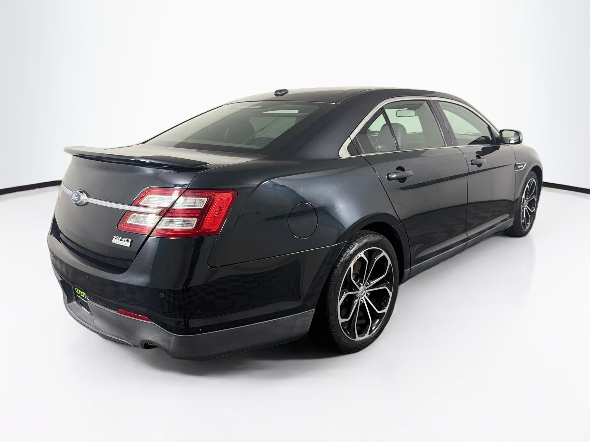 Used 2014 Ford Taurus SHO w/ Equipment Group 401A AWD/4WD image 9