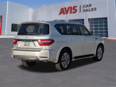 Used 2024 Nissan Armada SL image 6