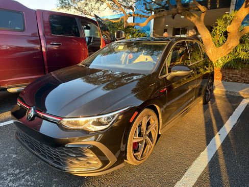 Used 2024 Volkswagen GTI SE image 3