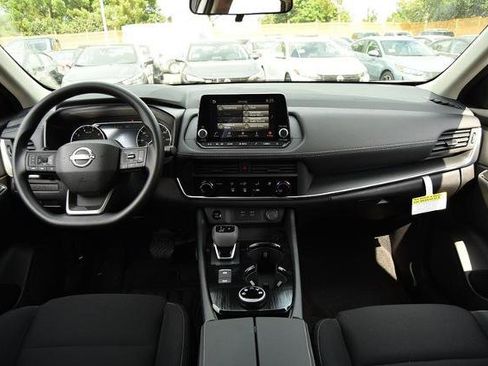 New 2026 Nissan Rogue S image 8