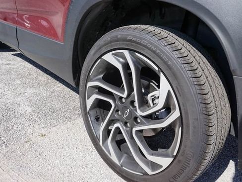 Used 2025 Chevrolet TrailBlazer RS w/ Convenience Package FWD image 6
