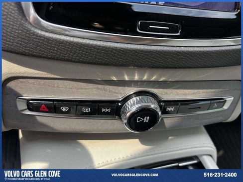 Used 2024 Volvo XC90 T8 Plus w/ Protection Package Premier AWD/4WD image 30