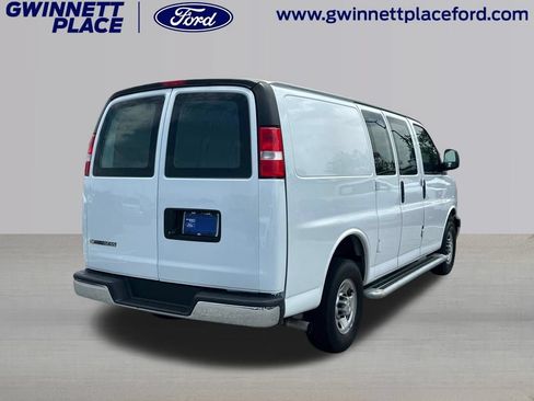 Used 2024 Chevrolet Express 2500 w/ Driver Convenience Package RWD image 5