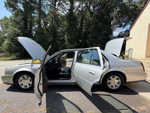 Used 2000 Cadillac De Ville w/ Comfort/Convenience Pkg FWD image 15
