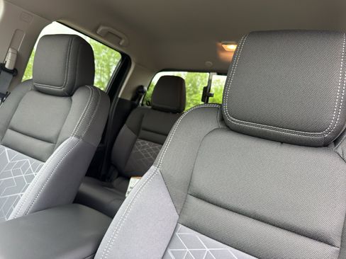 New 2026 Nissan Frontier SV AWD/4WD image 28