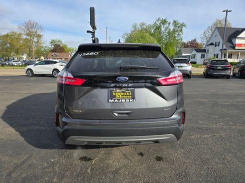 Used 2024 Ford Edge SEL image 6