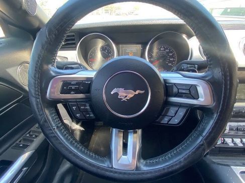 Used 2018 Ford Mustang Premium image 12