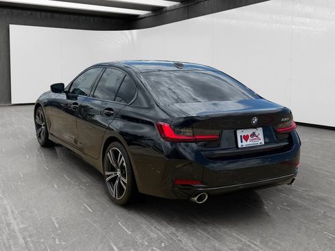 Used 2023 BMW 330i Sedan w/ Convenience Package RWD image 3