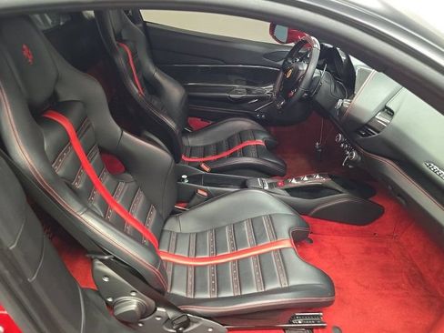 Used 2017 Ferrari 488 GTB RWD image 6