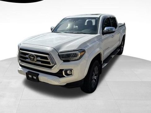 Used 2020 Toyota Tacoma Limited AWD/4WD image 1