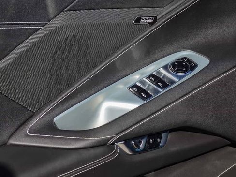 Used 2023 Chevrolet Corvette Stingray Convertible w/ Z51 Performance Package image 20