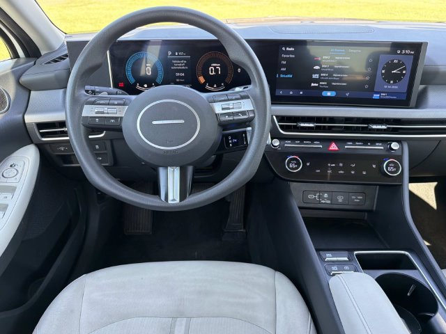 Used 2025 Hyundai Sonata SEL FWD image 24