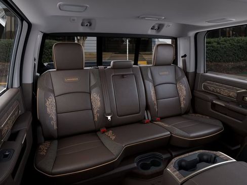 New 2026 RAM 2500 Limited AWD/4WD image 15