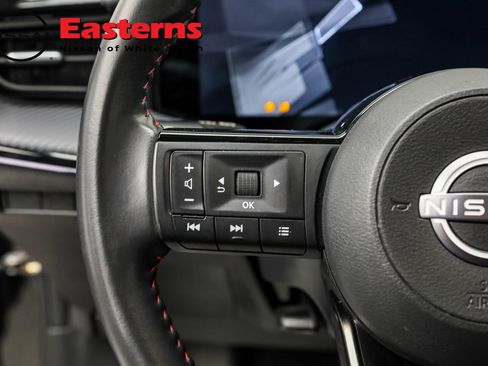 Used 2025 Nissan Kicks SR image 20