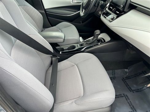 Used 2022 Toyota Corolla SE image 20