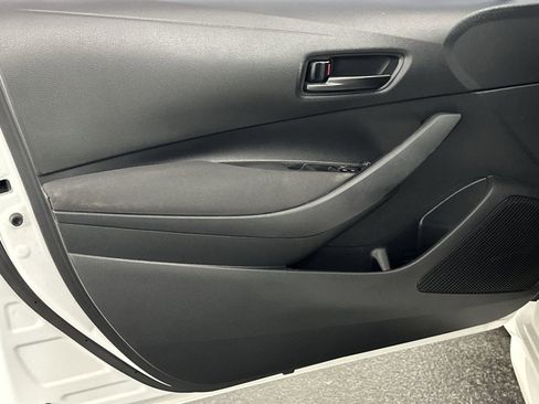 Used 2023 Toyota Corolla LE image 32