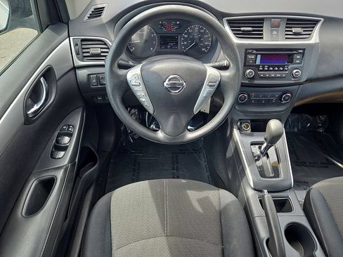Used 2017 Nissan Sentra S FWD image 13