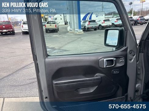 Used 2021 Jeep Wrangler Unlimited Sport image 14