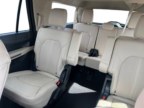 Used 2023 Ford Expedition Max Platinum image 15