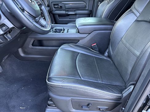 Used 2023 RAM 2500 Limited image 9