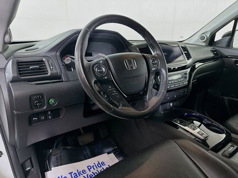 Used 2017 Honda Pilot Elite image 9