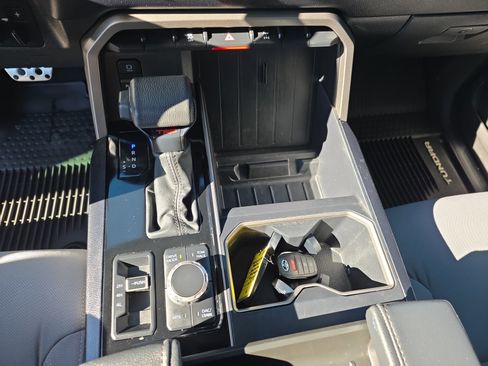 Used 2024 Toyota Tundra SR5 image 22