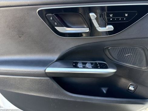 Used 2024 Mercedes-Benz C 300 Sedan image 18