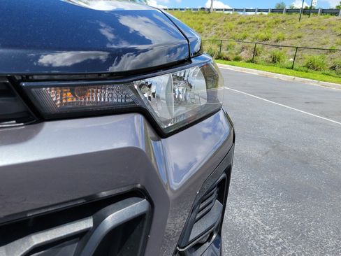 Used 2023 Chevrolet Colorado LT w/ LT Convenience Package II image 3