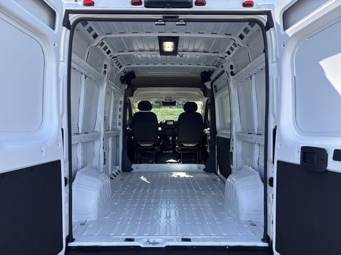 Used 2025 RAM ProMaster 1500 w/ Convenience Group FWD image 33