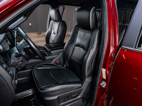 Used 2022 RAM 3500 Limited w/ Night Edition AWD/4WD image 27