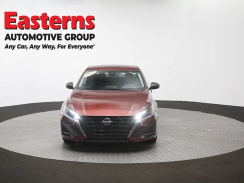 Used 2024 Nissan Altima 2.5 SV FWD image 51