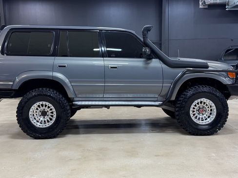 Used 1996 Toyota Land Cruiser AWD/4WD image 8