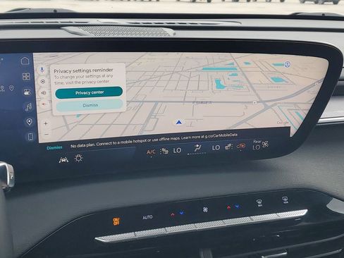 Used 2025 Buick Enclave Sport Touring image 31