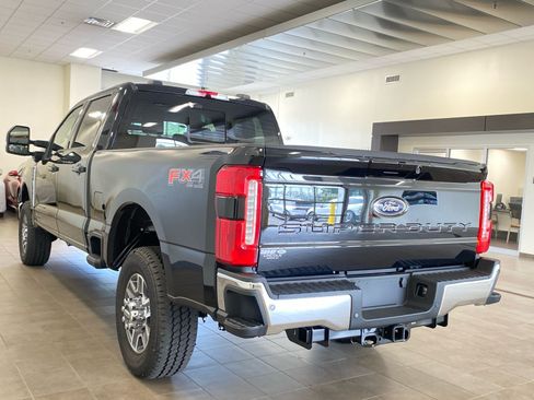 New 2026 Ford F350 Lariat w/ FX4 Off-Road Package AWD/4WD image 5