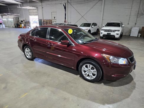 Used 2009 Honda Accord LX-P image 17
