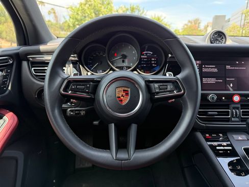 Used 2026 Porsche Macan S AWD/4WD image 15