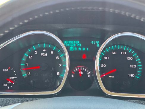 Used 2012 Chevrolet Traverse LT AWD/4WD image 20