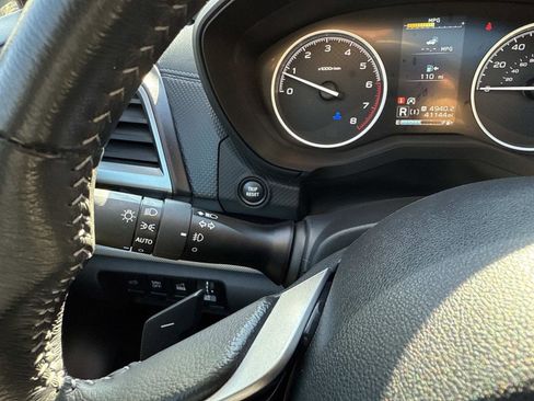 Used 2021 Subaru Forester Limited image 32