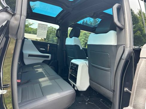 Used 2024 GMC Hummer EV 3X AWD/4WD image 50